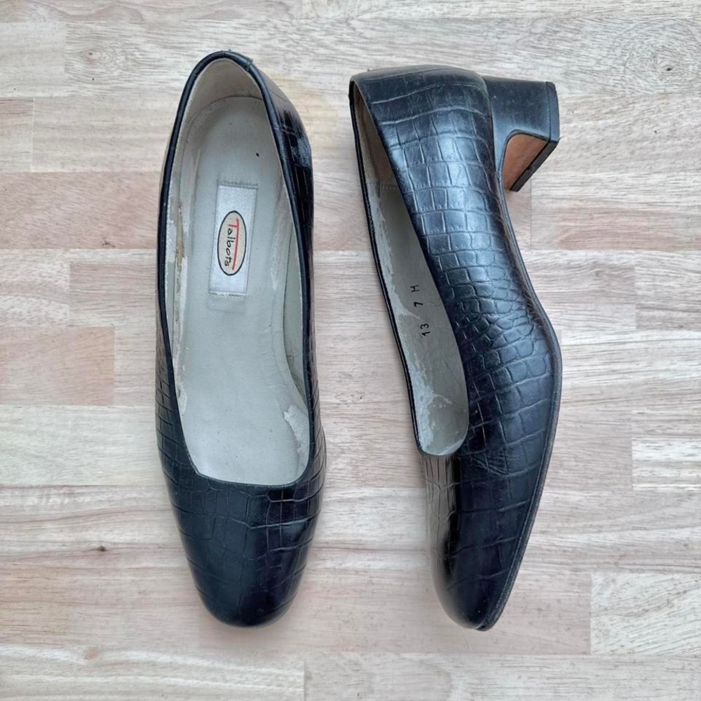 90s black alligator print kitten heel flat size 7 snake animal print